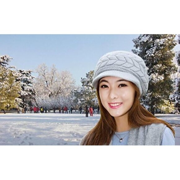 〽️Women’s Grey Winter Warm Knit Wool Snow Ski Hat with Visor main image 8
